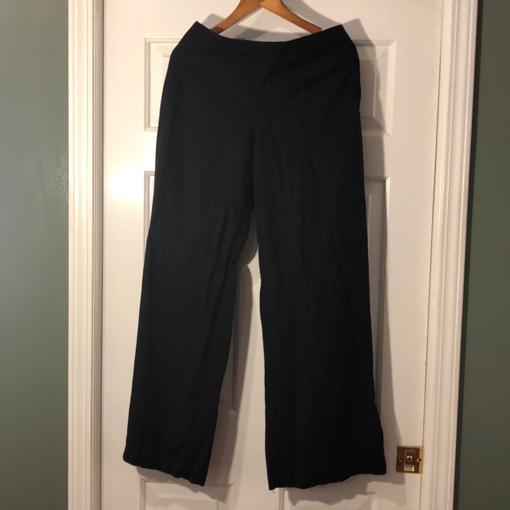 Cato linen, wide legged slacks.